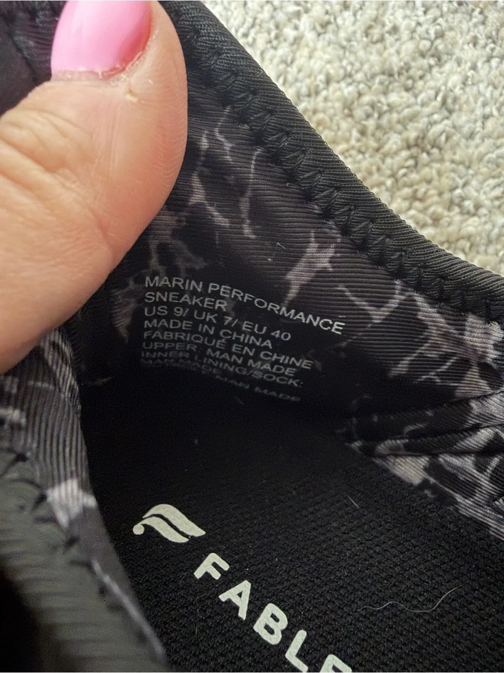 Like New Fabletics Marin Performance Sneaker Size 9